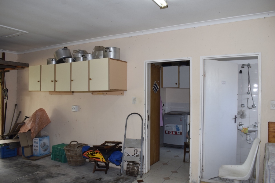 2 Bedroom Property for Sale in Struisbaai Western Cape